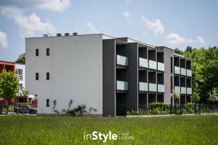Prodej bytu 2+kk, Třeboň - Třeboň II, Jiřího Havlise, 57 m2