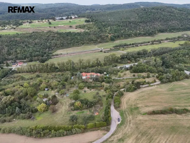 Prodej komerčního pozemku, Beroun - Beroun-Závodí, 23750 m2