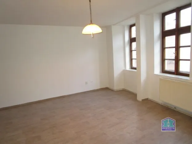 Pronájem bytu 1+kk, Stříbro, Husova, 31 m2