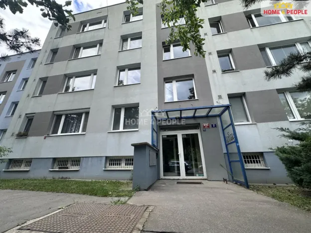Pronájem bytu 3+1, Praha - Háje, Novomeského, 64 m2