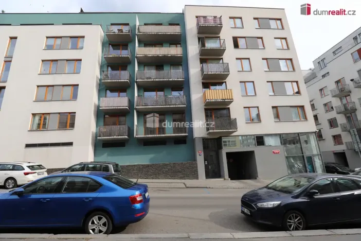 Pronájem bytu 2+kk, Praha - Žižkov, Jeseniova, 60 m2