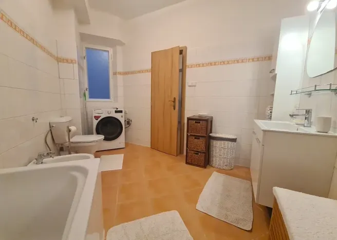 Pronájem bytu 2+kk, Praha - Vinohrady, Koubkova, 65 m2