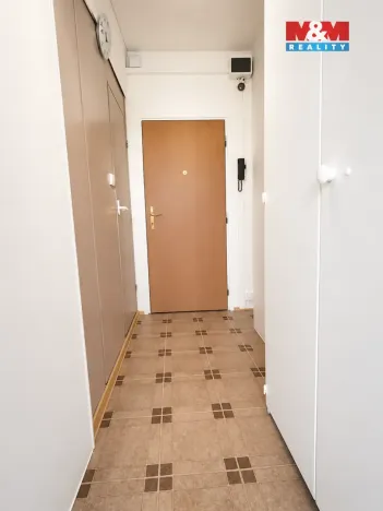 Pronájem bytu 1+1, Postoloprty, Jiráskovo náměstí, 35 m2