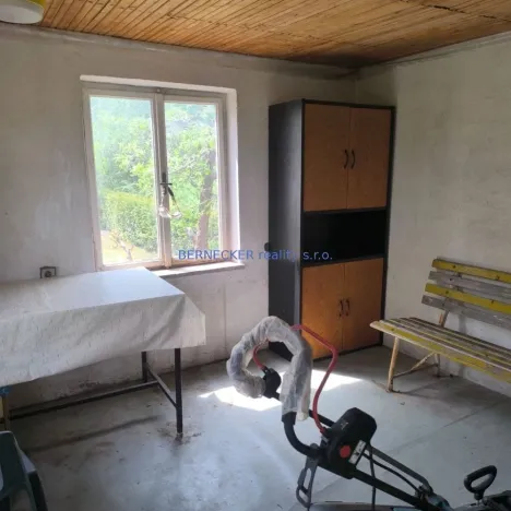 Prodej chaty, Hradec Králové - Nový Hradec Králové, Zahrádkářská osada Zlatá růže, 18 m2