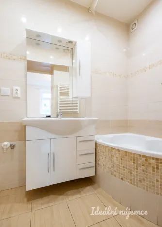 Pronájem bytu 2+kk, Praha - Vinohrady, Písecká, 48 m2