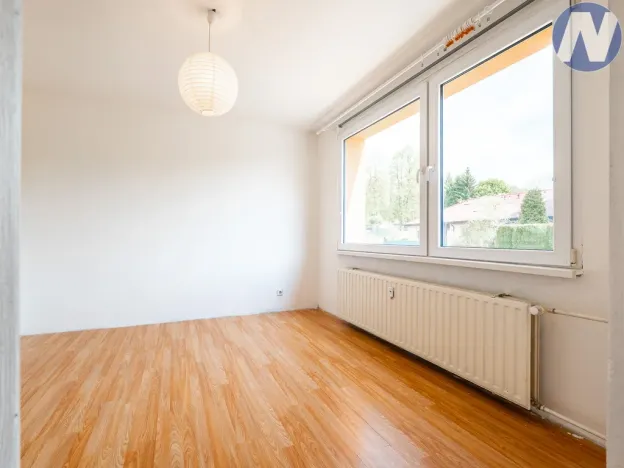 Prodej bytu 3+1, Volary, Sídl. Míru, 70 m2