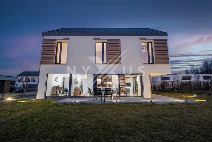 Pronájem rodinného domu, Přezletice, Hrušková, 169 m2