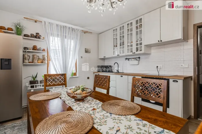 Prodej rodinného domu, Bublava, 300 m2