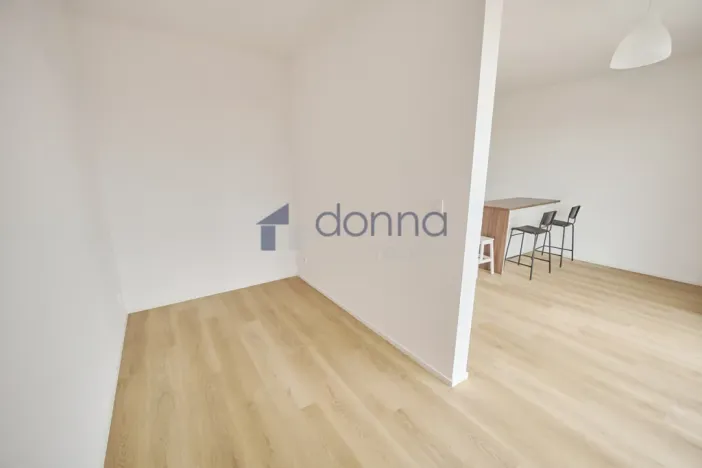 Pronájem bytu 1+kk, Praha, Libušská, 44 m2