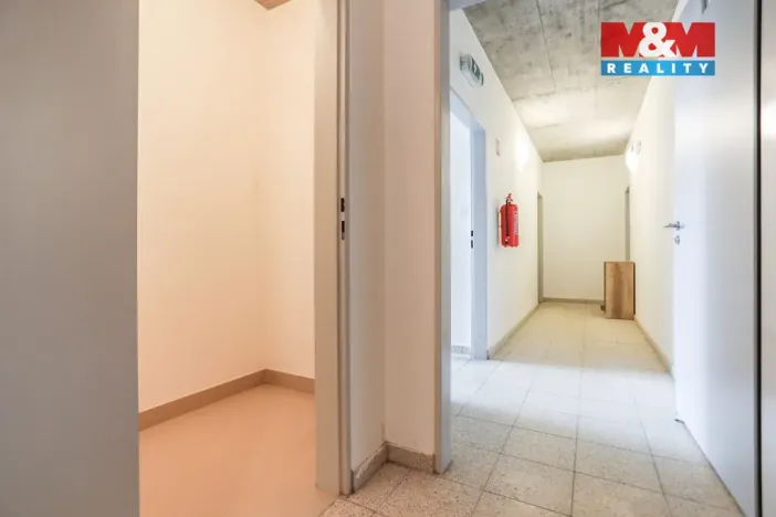 Pronájem bytu 2+kk, Plzeň - Černice, Střední cesta, 59 m2