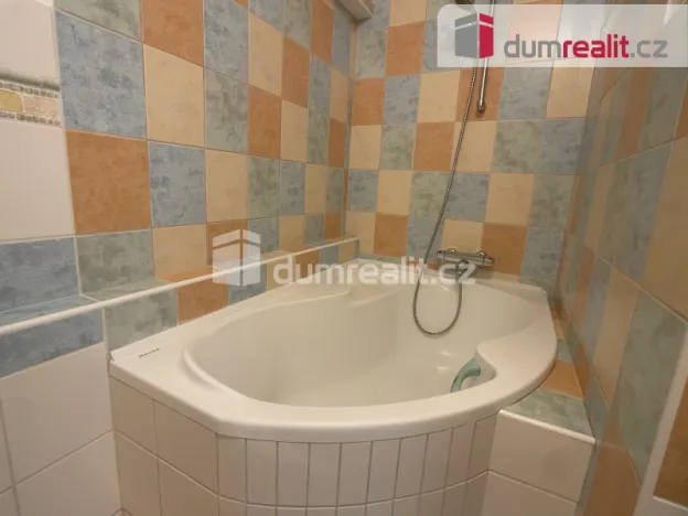 Pronájem bytu 4+1, Ústí nad Labem - Ústí nad Labem-centrum, Ve Smyčce, 85 m2