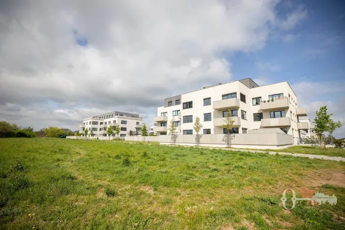 Prodej bytu 2+kk, Horoměřice, Karla IV., 55 m2