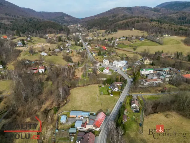 Prodej komerčního pozemku, Oldřichov v Hájích, 5682 m2