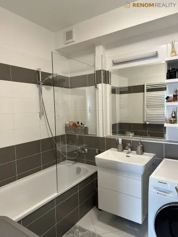 Prodej bytu 3+kk, Praha - Střížkov, Zakšínská, 83 m2