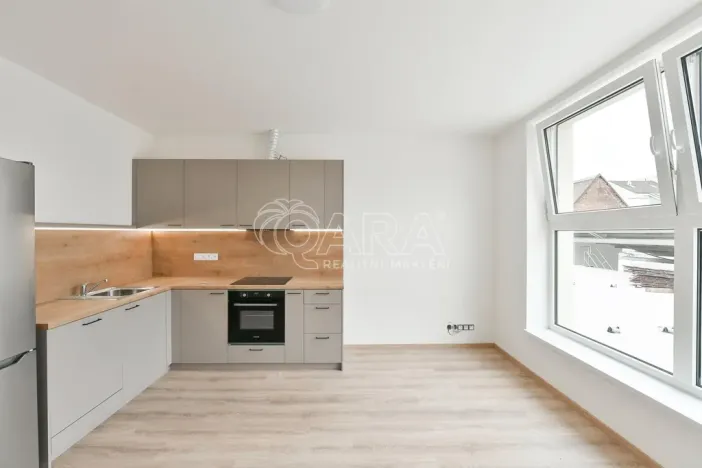 Pronájem bytu 2+kk, Benešov, Tyršova, 55 m2