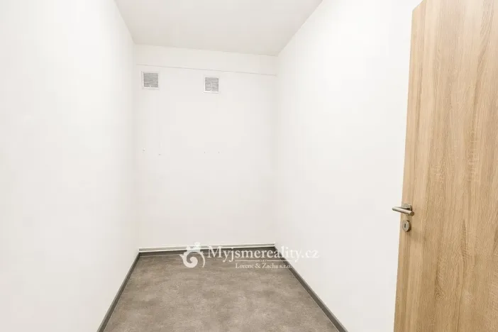 Pronájem kanceláře, Znojmo, Evropská, 60 m2