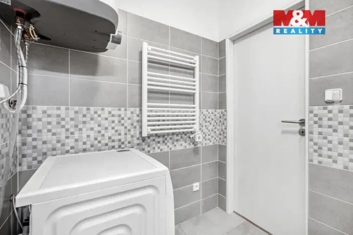 Prodej bytu 1+1, Mnichovo Hradiště, Víta Nejedlého, 40 m2