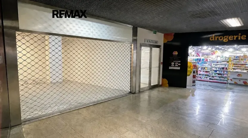 Pronájem obchodního prostoru, Praha - Michle, Želetavská, 84 m2