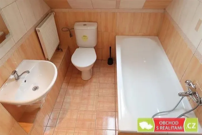 Pronájem bytu 2+kk, Praha, Nad Rohatci, 43 m2