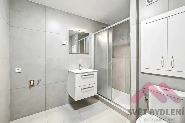 Pronájem bytu 2+kk, Praha - Bohnice, Zelenohorská, 47 m2
