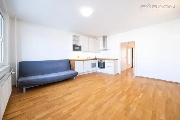 Pronájem bytu 4+kk, Praha - Modřany, Božetická, 77 m2