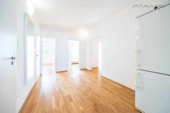 Pronájem bytu 4+kk, Praha - Modřany, Božetická, 77 m2