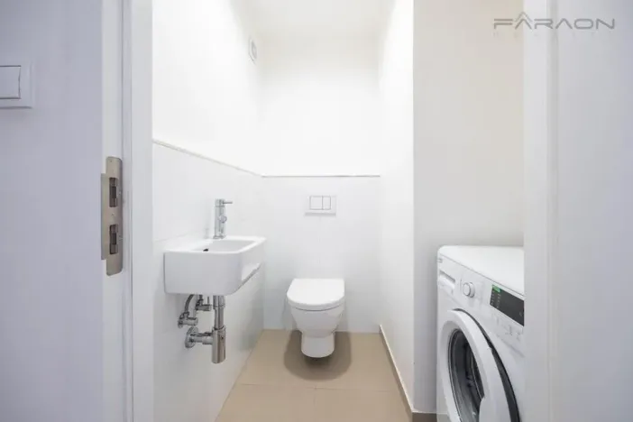 Pronájem bytu 4+kk, Praha - Modřany, Božetická, 77 m2