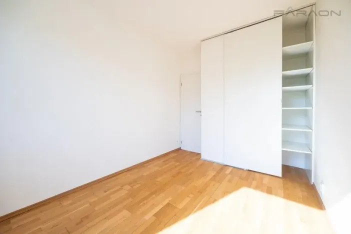 Pronájem bytu 4+kk, Praha - Modřany, Božetická, 77 m2