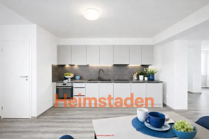 Pronájem bytu 4+kk, Ostrava - Poruba, Hlavní třída, 132 m2