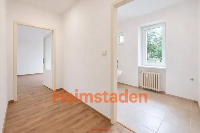 Pronájem bytu 1+kk, Havířov - Prostřední Suchá, Kapitána Jasioka, 28 m2
