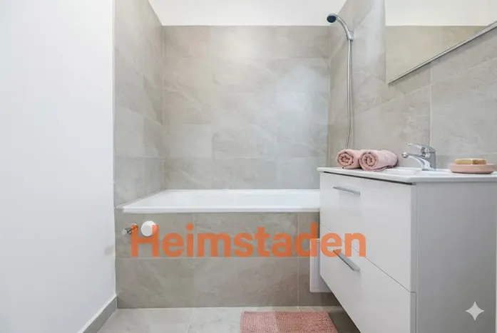 Pronájem bytu 2+1, Karviná - Nové Město, Jaroslava Vrchlického, 58 m2