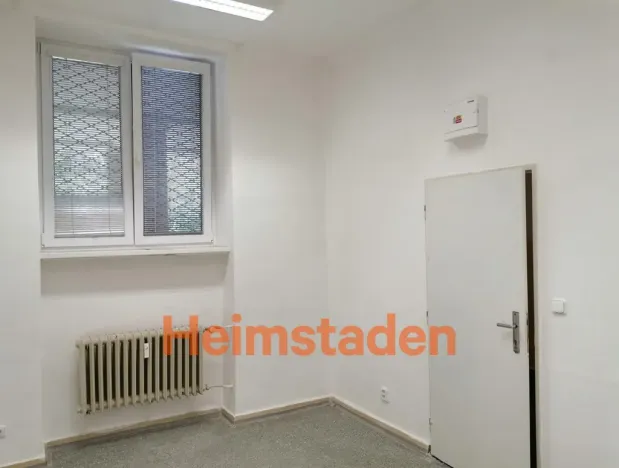 Pronájem obchodního prostoru, Havířov - Město, Jana Švermy, 16 m2