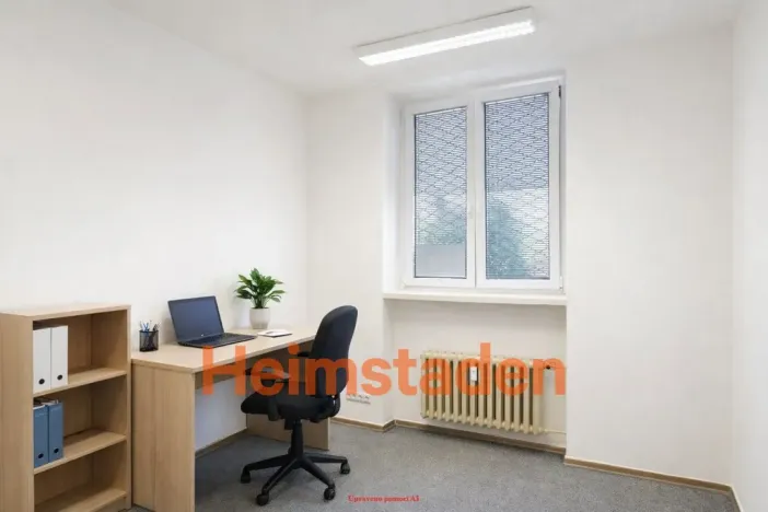 Pronájem obchodního prostoru, Havířov - Město, Jana Švermy, 16 m2