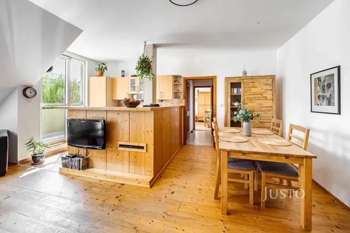 Prodej bytu 4+kk, České Budějovice, Komenského, 79 m2