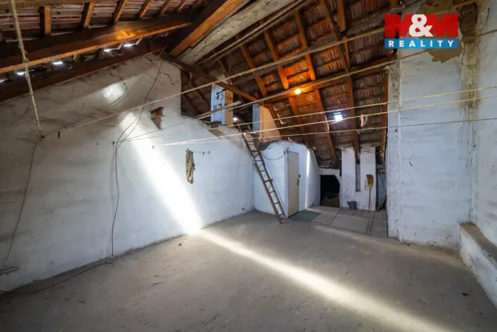 Prodej rodinného domu, Staré Město, náměstí Hrdinů, 118 m2