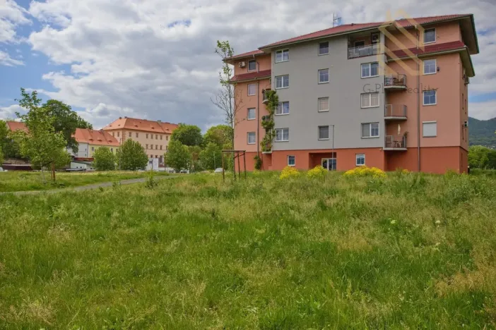 Prodej bytu 4+kk, Lovosice, Zámecká, 90 m2