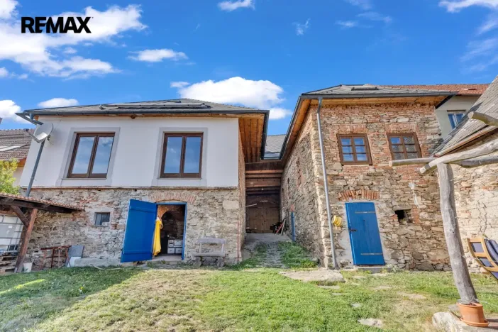 Prodej chalupy, Kamenice, 330 m2