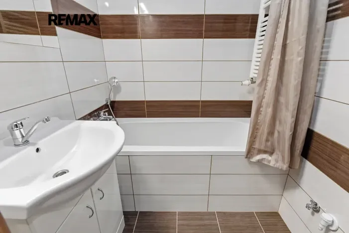 Prodej bytu 2+1, Praha - Žižkov, Pod lipami, 54 m2