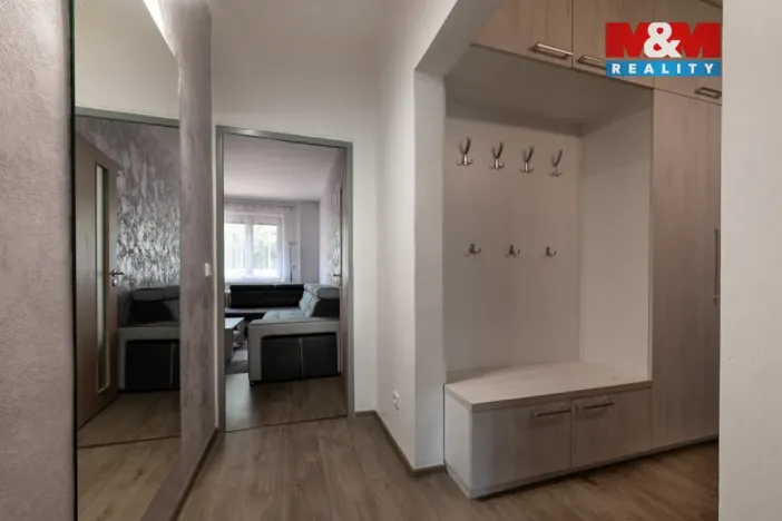 Prodej bytu 2+1, Veselí nad Moravou, Hutník, 54 m2