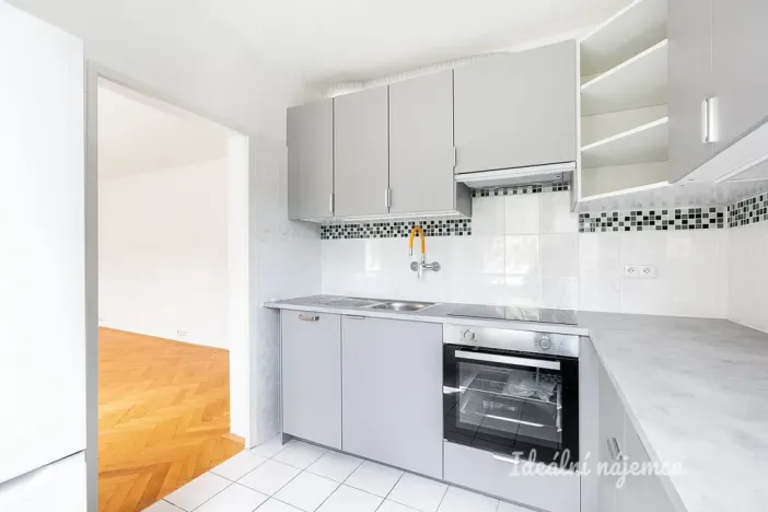 Pronájem bytu 3+1, Praha - Záběhlice, Božkovská, 75 m2