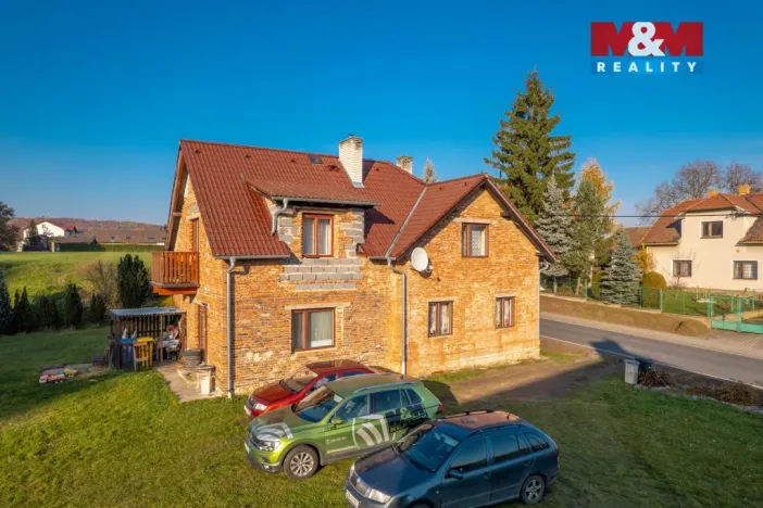 Prodej rodinného domu, Lochovice, 180 m2