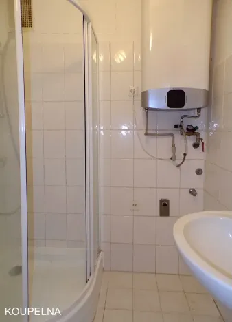 Pronájem bytu 2+1, Brno, Zahradníkova, 60 m2