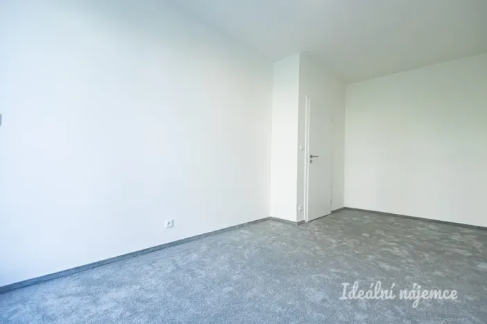 Pronájem bytu 2+kk, Praha - Vysočany, Gerstelova, 52 m2