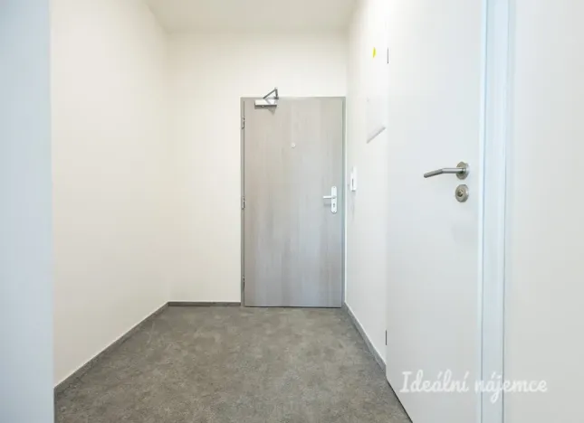 Pronájem bytu 2+kk, Praha - Vysočany, Gerstelova, 52 m2