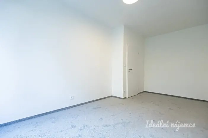 Pronájem bytu 2+kk, Praha - Vysočany, Gerstelova, 52 m2