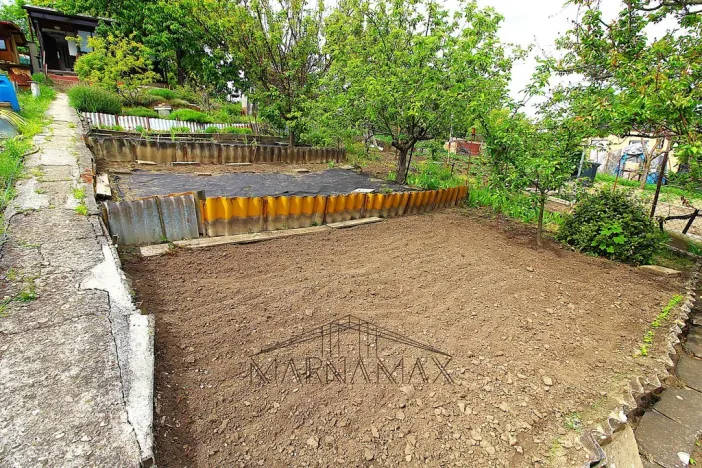 Prodej zahrady, Kadaň, Zahradní, 385 m2