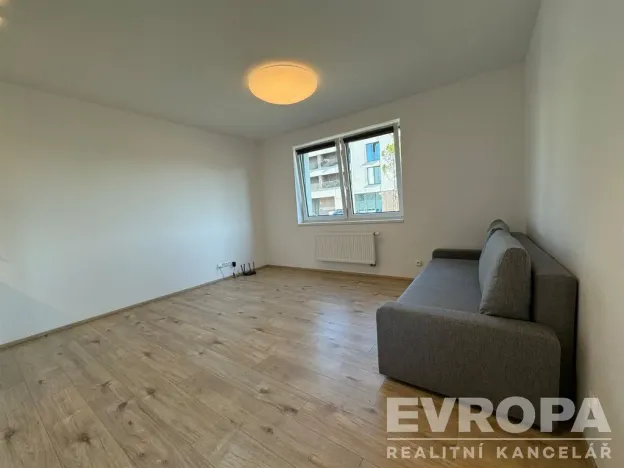 Prodej bytu 1+kk, Plzeň - Újezd, Safírová, 30 m2