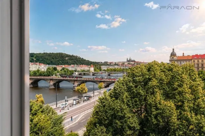 Pronájem bytu 3+1, Praha - Nové Město, Dřevná, 108 m2