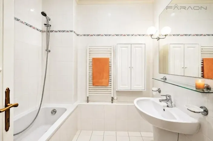 Pronájem bytu 3+1, Praha - Nové Město, Dřevná, 108 m2