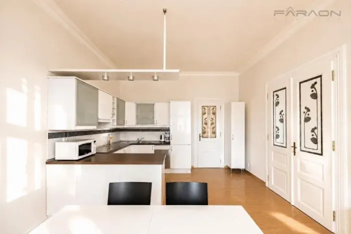 Pronájem bytu 3+1, Praha - Nové Město, Dřevná, 108 m2